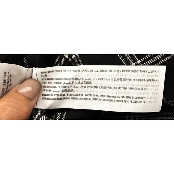 Abercrombie Fitch Women's Soft Flannel Button Down Shirt Black White Plaid Check - Picture 7 of 7